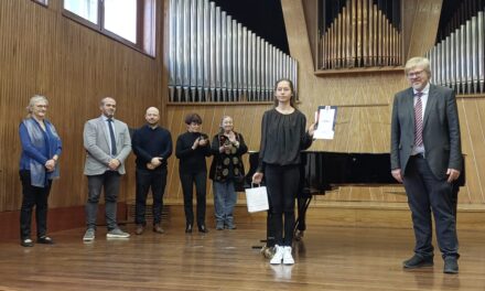 Auszeichnungen für Rebeca Florina Schöffmann
