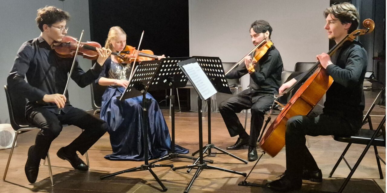 Così Streichquartett spielt im Kammermusikzyklus des Centro Culturale Pordenone